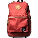 軽いポリキャンバス素材のシンプルフォルムスクエアリュック OR