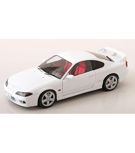 Amazon | ☆ ソリド 1/18 ルノー 4L F6 ホワイト | ミニカー