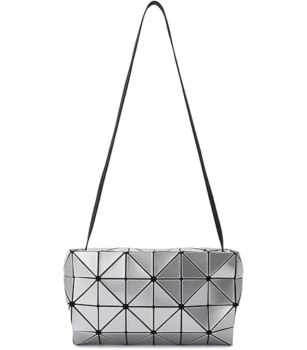 4-YD067バオバオイッセイミヤケベージュ クラッチバッグ バオバオ BAO BAO ISSEY MIYAKE クラッチバッグ ベージュ
