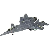 FFR-31 SYLPHID 1/72 プラモデルキット Amazon.com: Platz Fighting Fairy Yukikaze FFR-31 Silfeed AAM