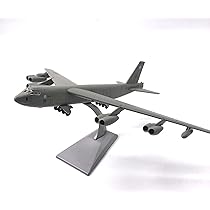 米軍放出品 B52戦略爆撃機タービンブレード セット 米軍のB52、「航空機の墓場」から復活 来年にも前線へ(1/2