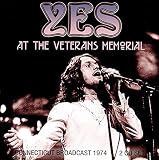 At The Veterans Memorial (2CD)