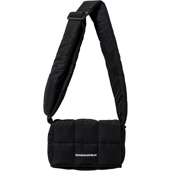 Amazon | [1PIU1UGUALE3 RELAX] ウノピゥウノウグァーレトレ