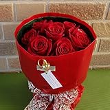 【I Love you】の花束！花びらメッセージ入り・特選赤いバラの花束でサプライズ