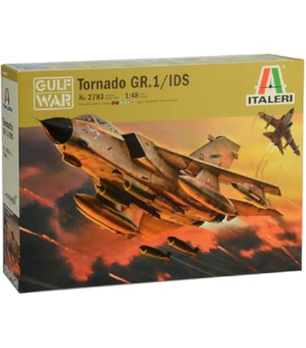 プラモデル完成機　1/48　ホーカーハンターFGA.9 プラモデル完成機 1/48 ホーカーハンターFGA.9