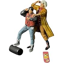 Amazon | 『バック・トゥ・ザ・フューチャー』1/64 Scale Figure
