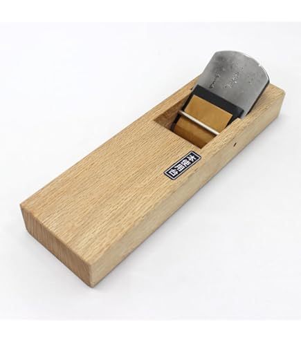 鉋　常三郎　幻　赤樫　43ミリ Amazon | 常三郎 幻 台付鉋 白樫 60mm | 平かんな