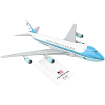 Amazon | SKY MARKS 1/250 VC25 747-200 エアフォースワン 完成