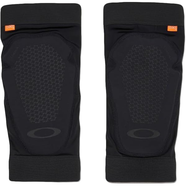 Amazon.co.jp: OAKLEY DROP IN D3O KNEE GRD : スポーツ＆アウトドア