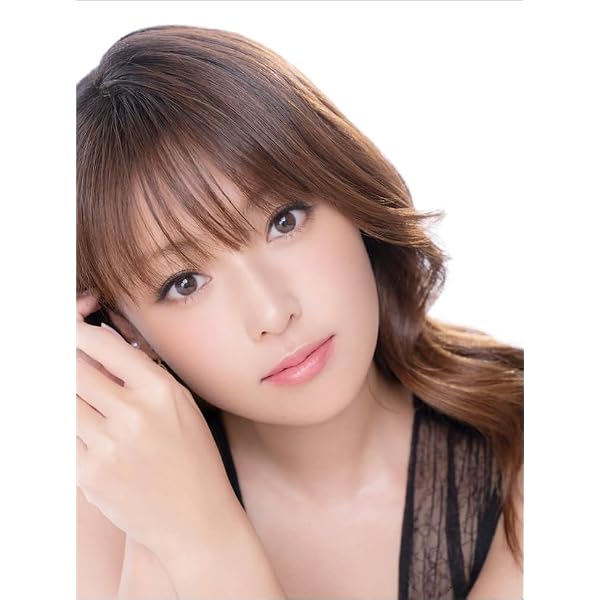 Amazon.co.jp: 深田恭子カレンダー 2026.1~2026.12(B2壁掛け版