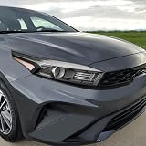 SlickMod Chrome Delete ブラックアウト ビニール オーバーレイ 2022-2024 Kia Forte グリル トリム用 (カーボンファイバー)
