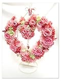 【プリザーブドフラワー／ハートリースアレンジ】ピンク色の薔薇たちがハートのかたちに込めた愛のメッセージ