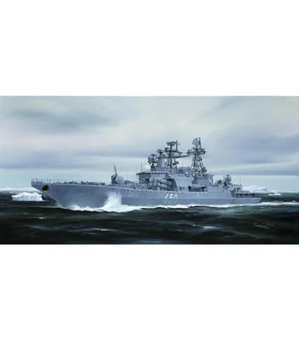 Amazon.co.jp: トランペッター 1/350 ロシア海軍スラヴァ級巡洋艦