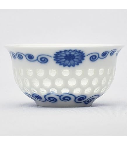韓国人間国宝 柳海剛(柳根瀅) 青磁象嵌雲鶴文 茶碗 共箱★茶事/茶道具★ Amazon.co.jp: 韓国人間国宝柳海剛(柳根瀅)青磁象嵌雲鶴文茶碗共箱茶事
