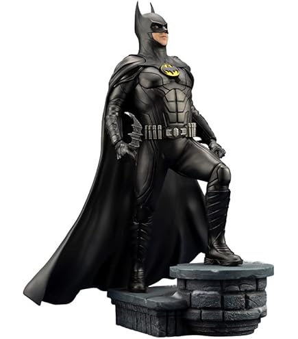 Amazon.co.jp: 壽屋 ARTFX DC UNIVERSE バットマン HUSH