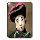 Scenes from the Pastマジックランタンスライド – ヴィンテージJapanese手Colored Geisha withピンクヘアリボン – 照明スイッチカバー – シングルトグルス