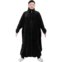 Amazon｜Bauhutte(バウヒュッテ) はだけない着る毛布 ブラック Lサイズ