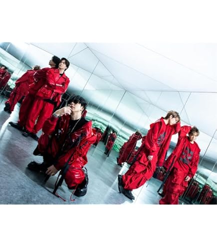 Amazon.co.jp: 山田涼介 Ryosuke Yamada LIVE TOUR 2025 RED 〈2形態