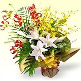 結婚祝　花キューピット ユリの花束