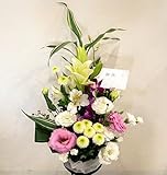 お供えの花/ユリが入ったお供え花 (ホワイト＆ピンク)