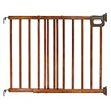 Summer Infant Deluxe Stairway Simple to Secure Wood Gate