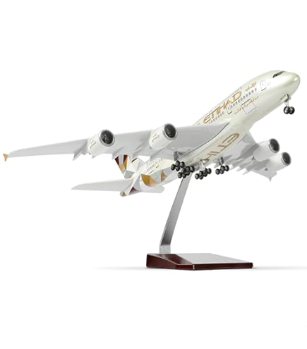 Amazon | SKY MARKS 1/200 A380-800 タイ国際航空 HS-TUA ギア付 完成
