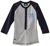 MLB Girls新しいYork Yankees Classic Baseball Tee M