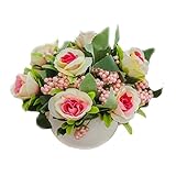 人工花束装飾のために飾られた偽の花