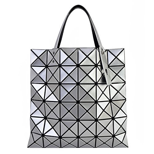 Baobao Issey Miyake バオバオ イッセイミヤケ のお手入れと保管 修理について