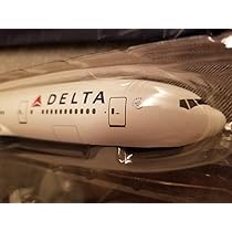 Amazon.co.jp: DELTA BOEING 777-200LR モデルプレーン : おもちゃ