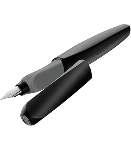 ヒ*4様 新品　PELIKAN ブラック×シルバー　万年筆 Amazon | Pelikan Pura P40 万年筆 細字 シルバー 各1本 (952028