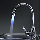 LightInTheBoxデッキマウントBeelee ContemporaryクロムPull LEDキッチンシンク蛇口シングルハンドルwith Sprayer Tallカーブ注ぎ口バー洗面回転単一穴衛