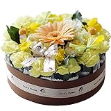 おいしそうなお花のデコレーションケーキ！ビタミンカラー♪スリムキャンドルがお洒落！ お誕生日に生花のおしゃれなアンオリジナルフラワーケーキ