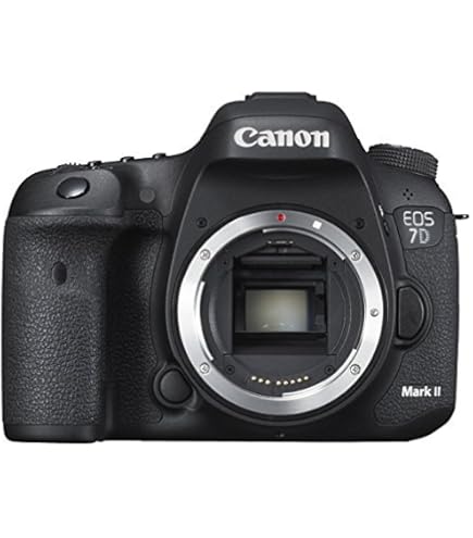 Amazon | Canon EOS 7D Mark II デジタル一眼レフカメラ(本体のみ