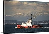 Jamie and Judy Wildプレミアムシックラップキャンバス壁アート印刷題名ワシントン、シアトル、Tug Boat on Elliott Bay with Olympic Mountains