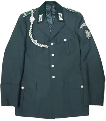 Amazon.co.jp: 『第三帝国の軍装ガイド20／ドイツ陸軍将校の制服』将校