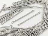メタルスティック パーツ デザインスティック 模様有り シルバー 30mm 50個 両カン付き ピアス イヤリング パーツ 金具 ファイニエ (AP0664)