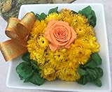 プリザーブドフラワーと北海道産ドライフラワーの豪華なアレンジ！横・縦約15cm×高さ約10cm
