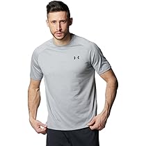 セール❗️UNDER ARMOUR 半袖パーカーとショーツセット グレー セール❗️UNDER ARMOUR 半袖パーカーとショーツセット グレー