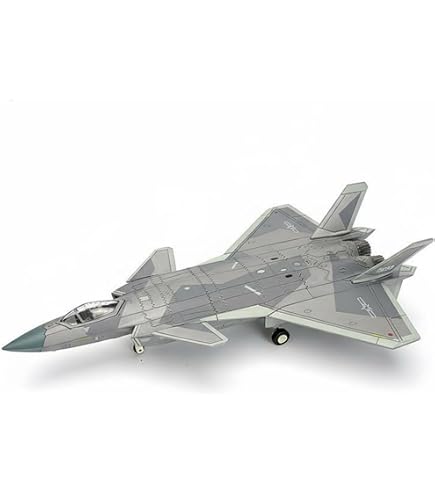 Amazon | トランペッター 1/72 中国空軍 J-20 戦闘機 プラモデル