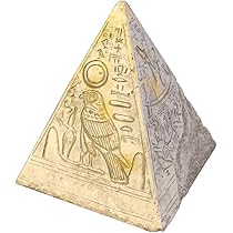 値下げします　エジプト　彫刻が美しい大きなピラミッド　3点セット 置物 値下げします エジプト 彫刻が美しい大きなピラミッド 3点セット