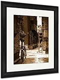 AshleyフレームプリントBycicle On Old City Street都市景観Kaleici Antalyaトルコ、壁アートホーム装飾、ag6393124 30x26 Black Frame