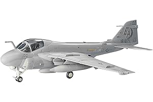 ハセガワ 1/72 アメリカ海軍 A-6E イントルーダー プラモデル C8