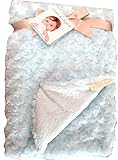 Blankets and Beyondベビー男の子ライトブルーロゼットPlush Blanket