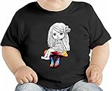 Cute Doll Sitting On Magic Mushrooms オーガニックベビーTシャツ 12 - 18 Months