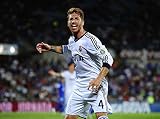 Sergio Ramos – Real Madrid Spain # 02 – 12 x 18メタルアルミ壁アート