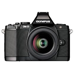 OLYMPUS デジタルマイクロ一眼カメラ OM-D E-M5 レンズキット ブラック 1605万画素 144万ドット電子ビューファインダー 5軸対応手ぶれ補正 防塵 防滴 OM-D E-M5 LKIT BLK