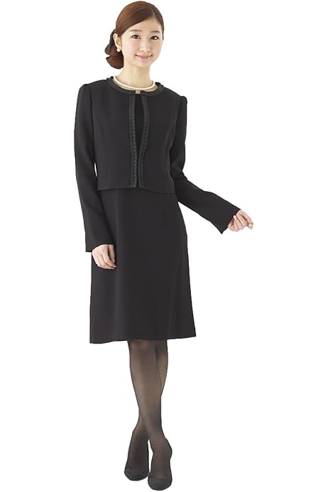 Amazon.co.jp: [レジーナポルテ] サテン使いタック入り ワンピース  