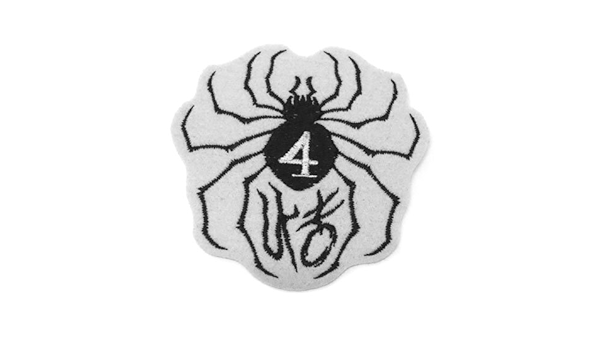 Amazon ハンター ハンター 幻影旅団 蜘蛛 脱着式ワッペン ヒソカ Ver アニメ 萌えグッズ 通販