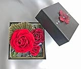 A4の短い方の半分サイズのBOXに 薫る 赤い バラ red rose アレンジ プリザーブ ドフラワー